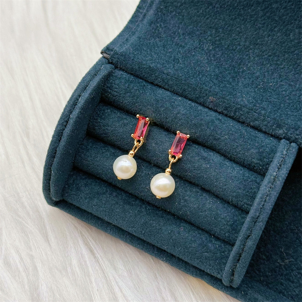 Freshwater Pearl Stud Earrings - Lynae - Akuna Pearls