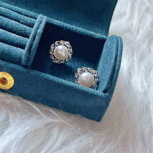 Freshwater Pearl Stud Earrings - Maylee - Akuna Pearls