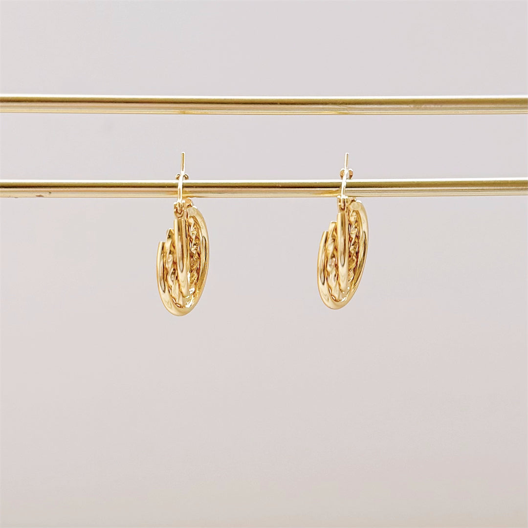 Minimal Titanium Waterproof Hoop Earrings - Small Twist Hoop Triple - Akuna Pearls