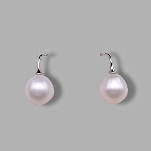 Freshwater Pearl Earrings - Ili - Akuna Pearls