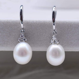 Freshwater Pearl Earrings - Trinity - Akuna Pearls