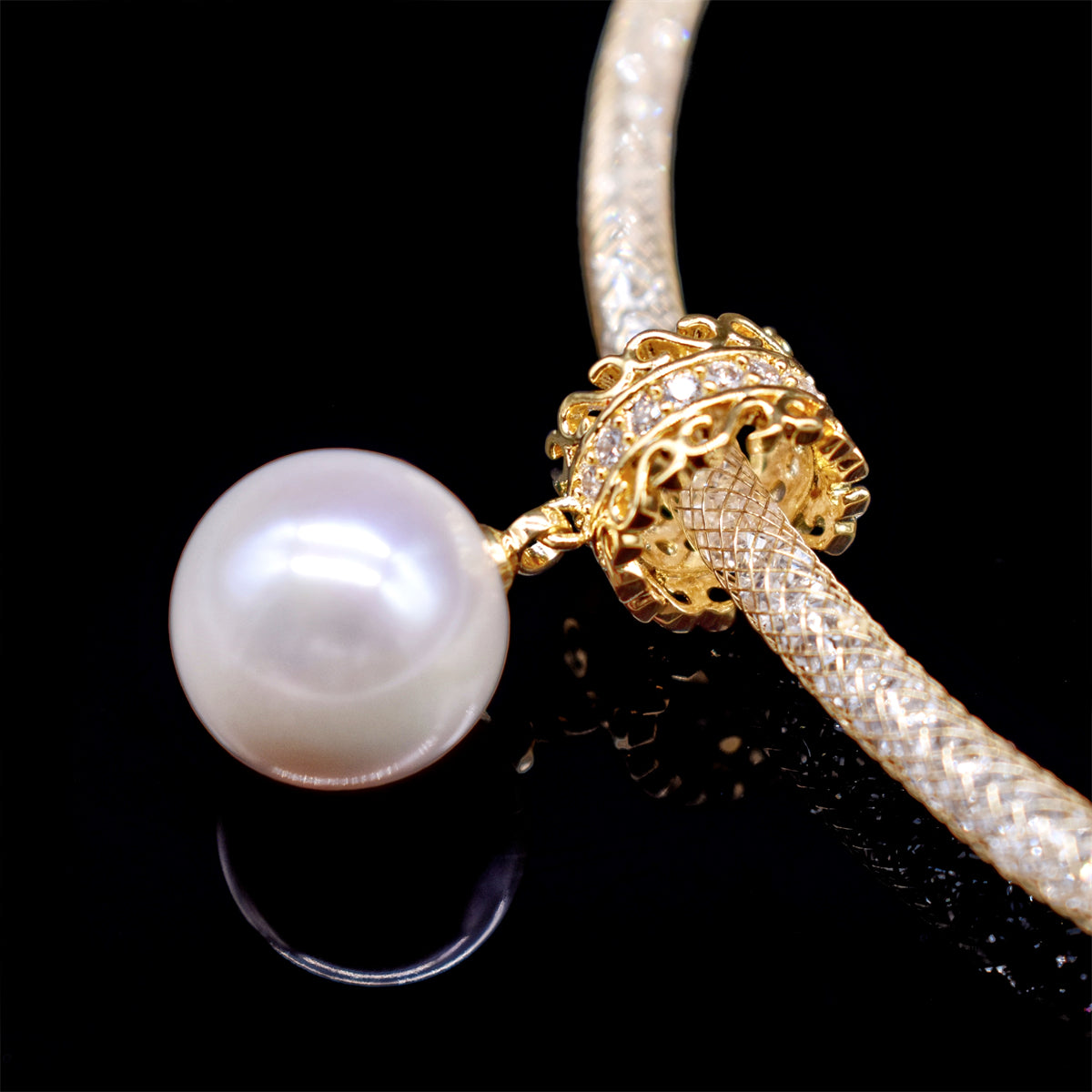 Freshwater Pearl Pendant Necklace - Lorelei - Akuna Pearls