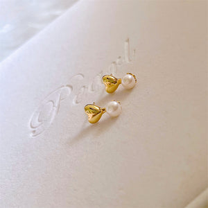 Freshwater Pearl Stud Earrings - Libi - Akuna Pearls