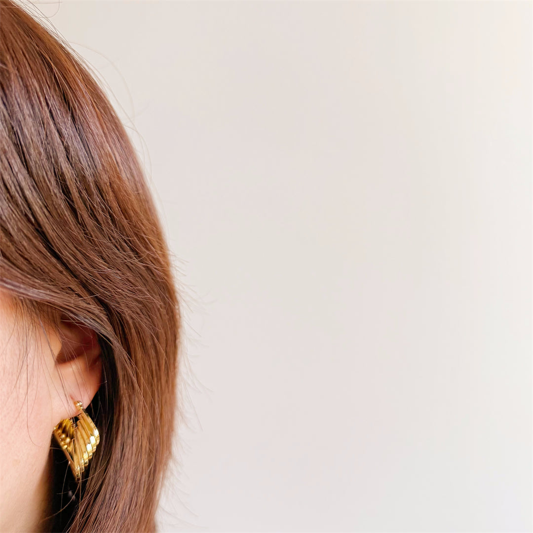 Minimal Titanium Waterproof Hoop Earrings - Chunky Lines Plain - Akuna Pearls