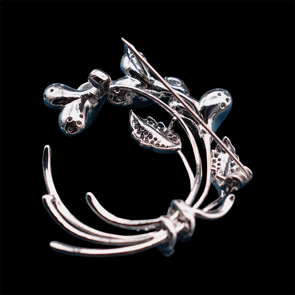 Fancy Freshwater Pearl Brooch - Bouquet Three Pearls - Gold - Akuna Pearls