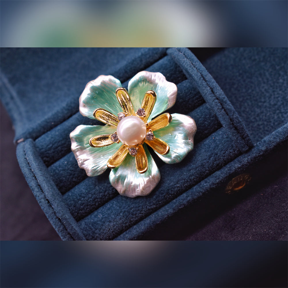 Brooch flower clearance