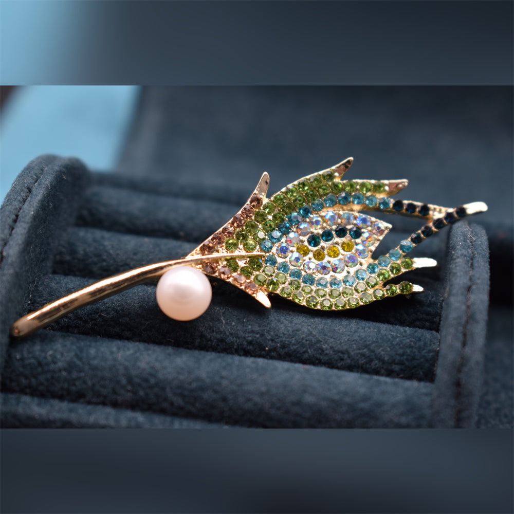Freshwater Pearl Brooch - Peacock Feather - Akuna Pearls