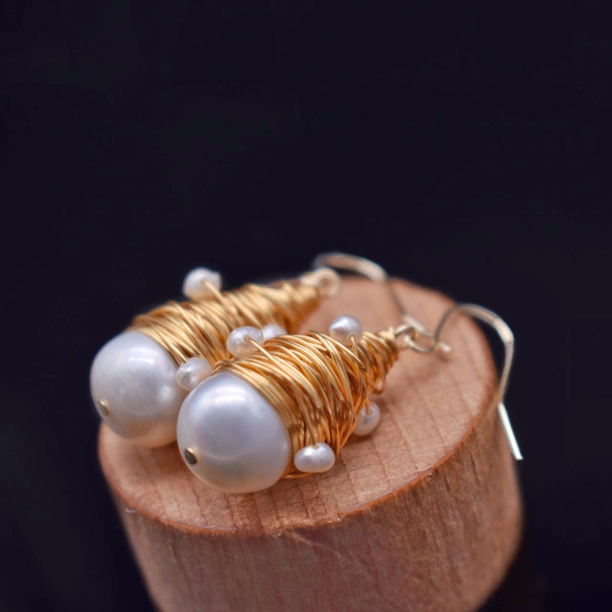 Freshwater Pearl Gold Wiring Dangle Hook Earrings - Marilla - Akuna Pearls