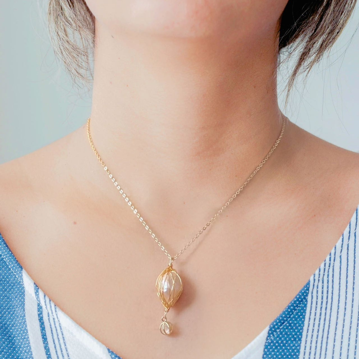 Freshwater Pearl Gold Wiring Pendant Necklace - Petunia - Akuna Pearls