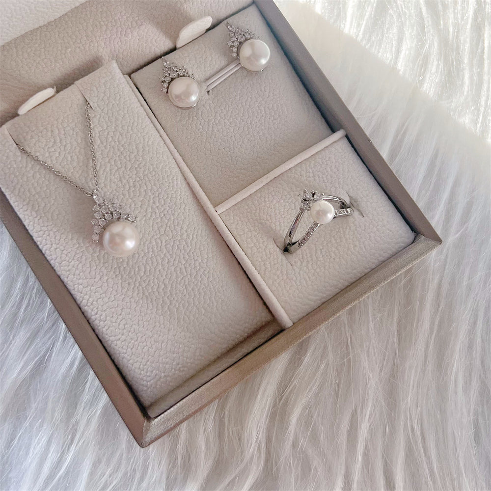 Pearl gift set deals