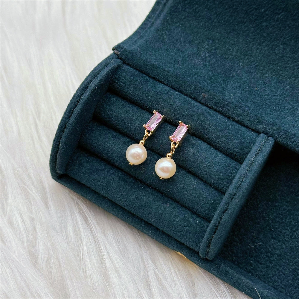 Freshwater Pearl Stud Earrings - Lynae - Akuna Pearls