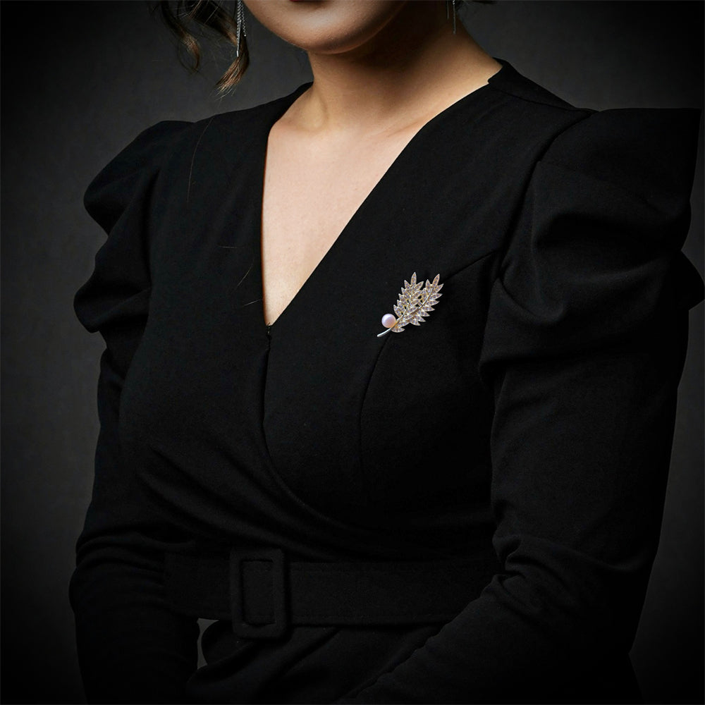 Freshwater Pearl Brooch - Gold Wheat - Akuna Pearls