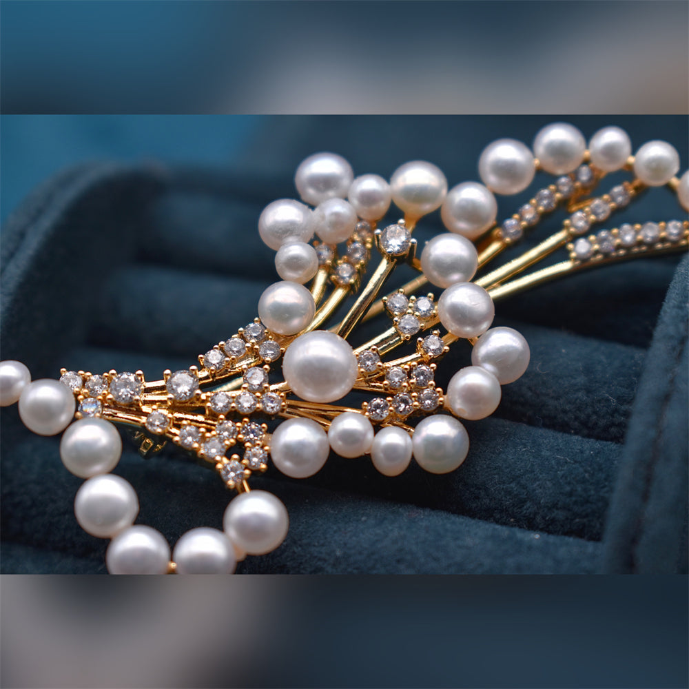 Luxury Freshwater Pearl Brooch - Bouquet Multi Pearls - Gold - Akuna Pearls