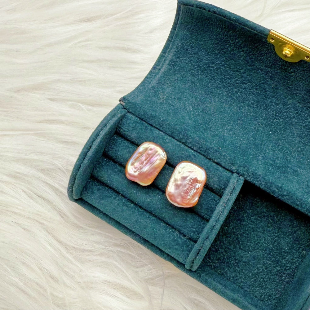 Square-shaped Freshwater Pearl Stud Earrings - Zoe - Akuna Pearls