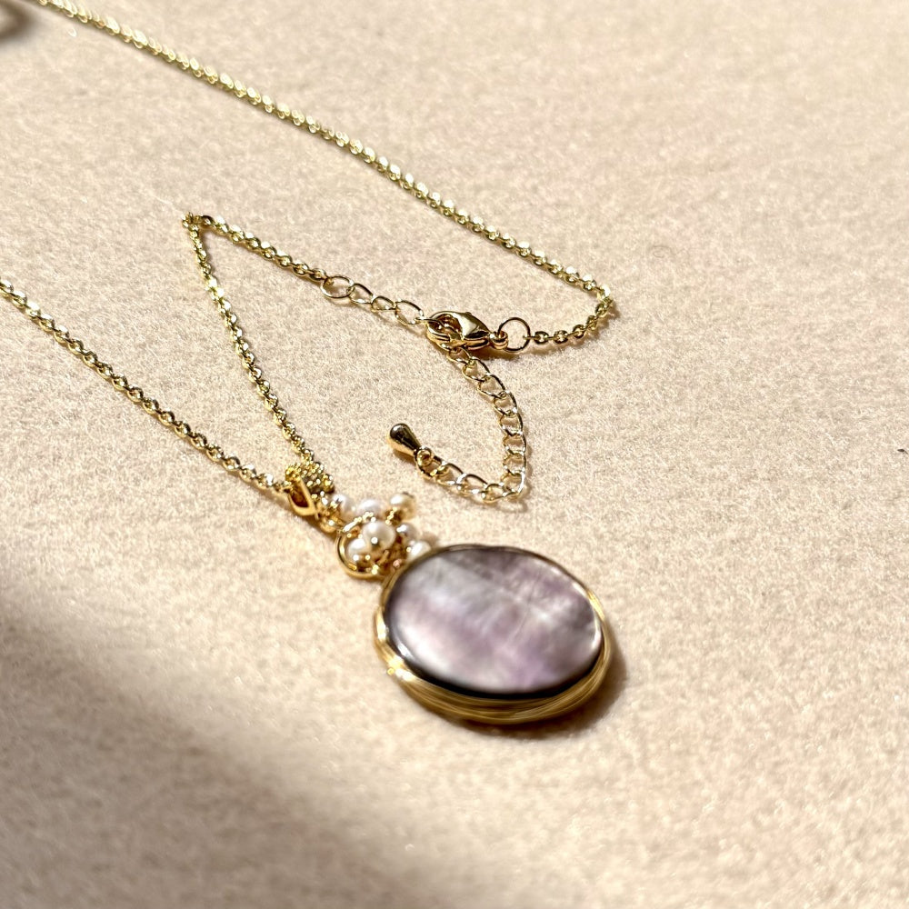 Tahitian Pearl Shell Pendant Necklace - Samantha