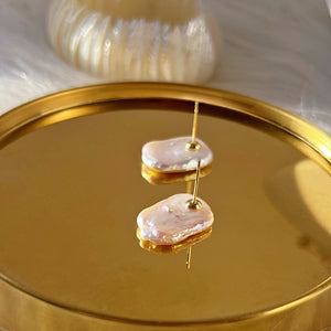 Square-shaped Freshwater Pearl Stud Earrings - Zoe - Akuna Pearls