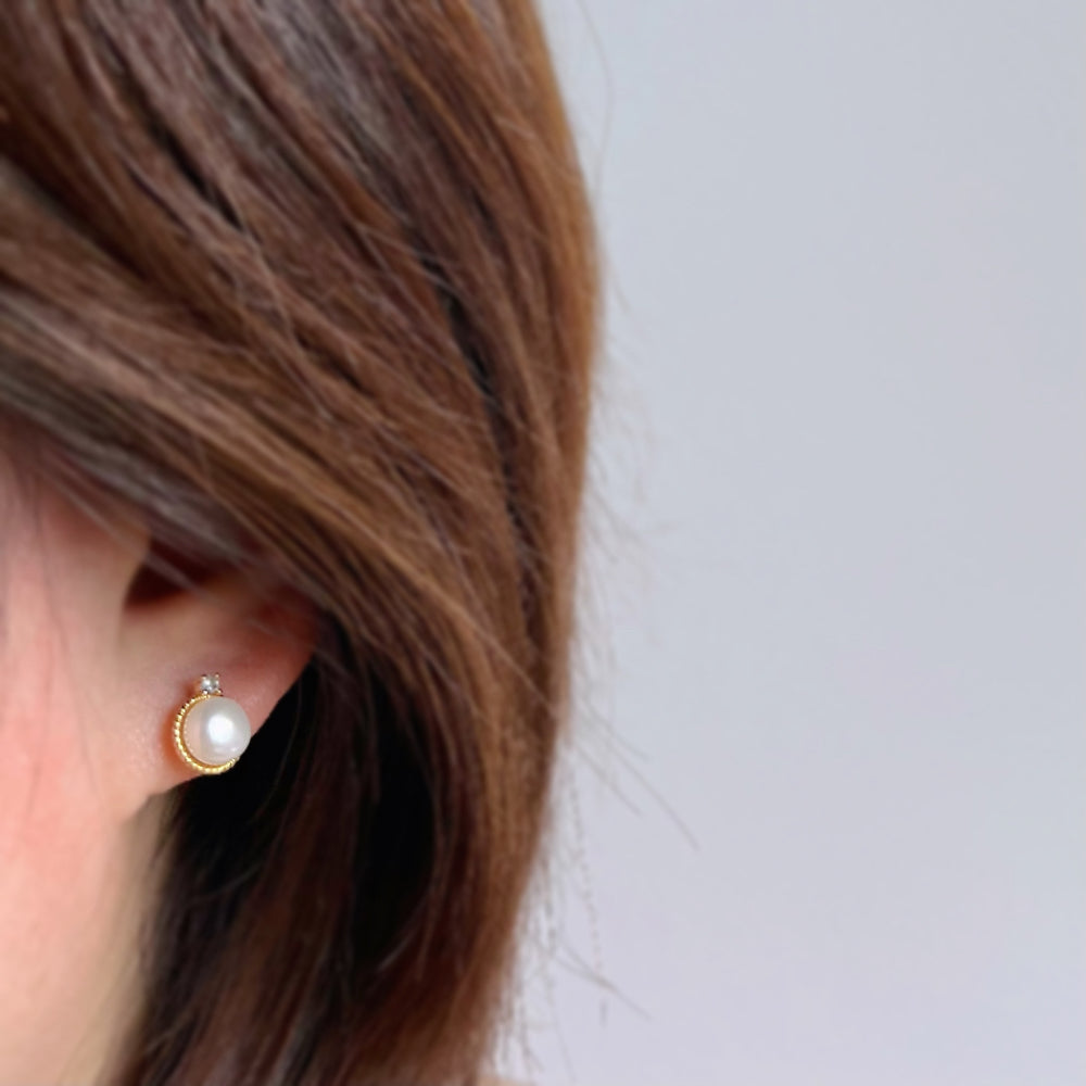 Freshwater Pearl Stud Earrings - Elena - Akuna Pearls