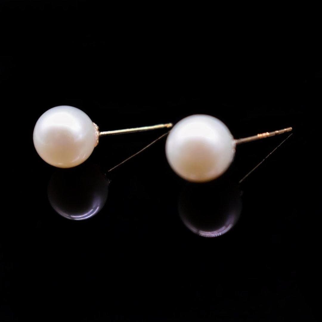 18 Carat Yellow Gold Freshwater Pearl Stud Earrings - Akuna Pearls