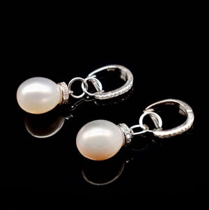 Freshwater Pearl Hoop Earrings - Agnes - Akuna Pearls