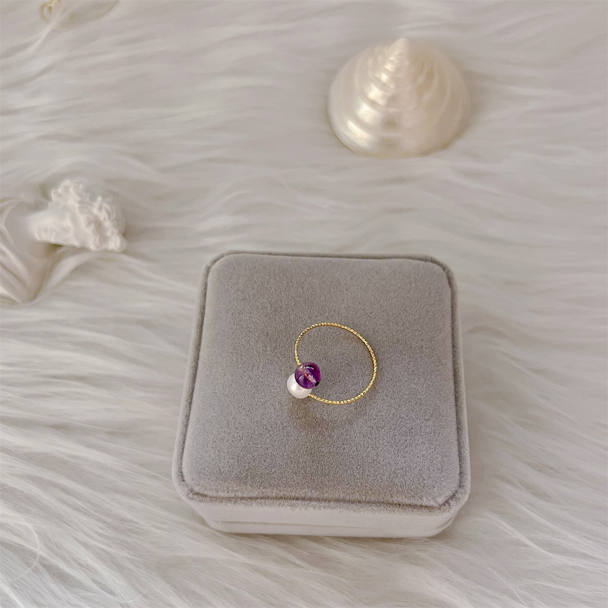 Freshwater Pearl with Amethyst Ring - Fine - Akuna Pearls
