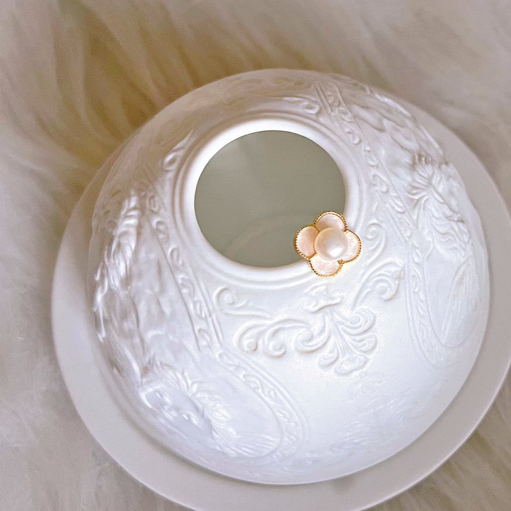 Freshwater Pearl Stud Earrings - Clover - Akuna Pearls