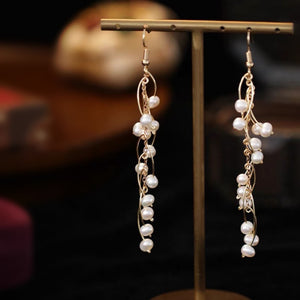 Freshwater Pearl Hook Earrings - Daire - Akuna Pearls