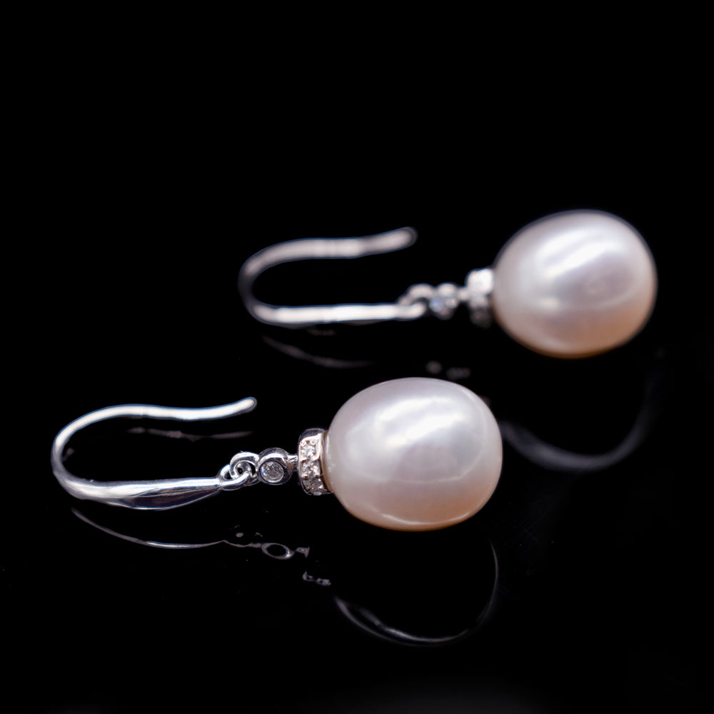 Freshwater Pearl Earrings - Laken - Akuna Pearls