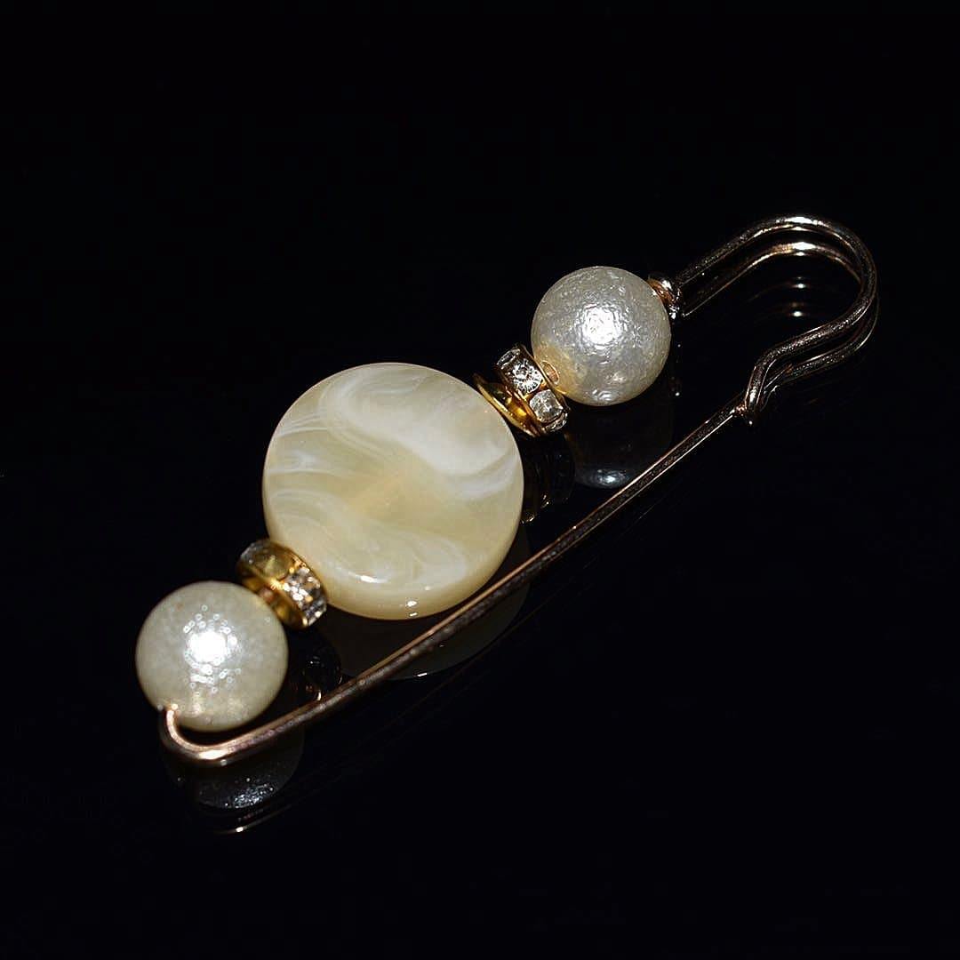 Faux Pearl Fashion Pin - Gold Safety Pin Design - Akuna Pearls