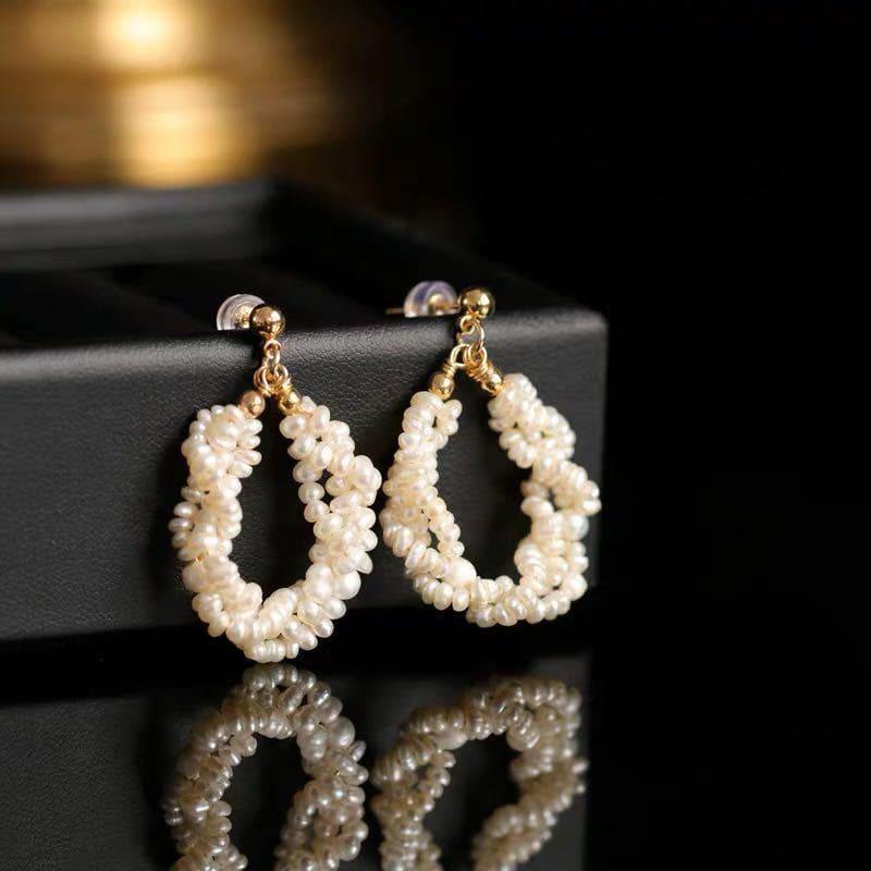 Freshwater Pearl Earrings - Pomponia - Akuna Pearls