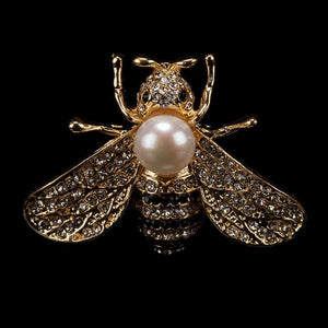 Freshwater Pearl Brooch - Bee - Akuna Pearls