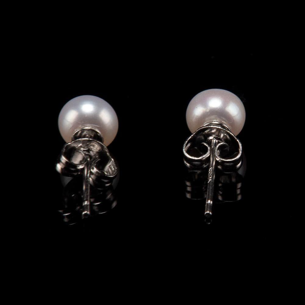 Freshwater Pearl Stud Earrings 6mm - Akuna Pearls