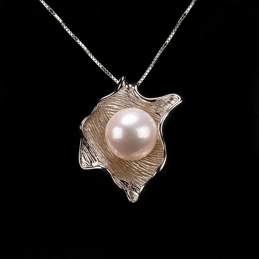 Vintage pearl shop pendant necklace