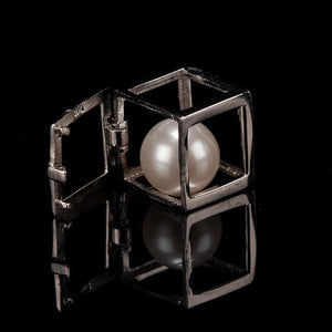 Freshwater Pearl Cage Pendant - Cube - Akuna Pearls