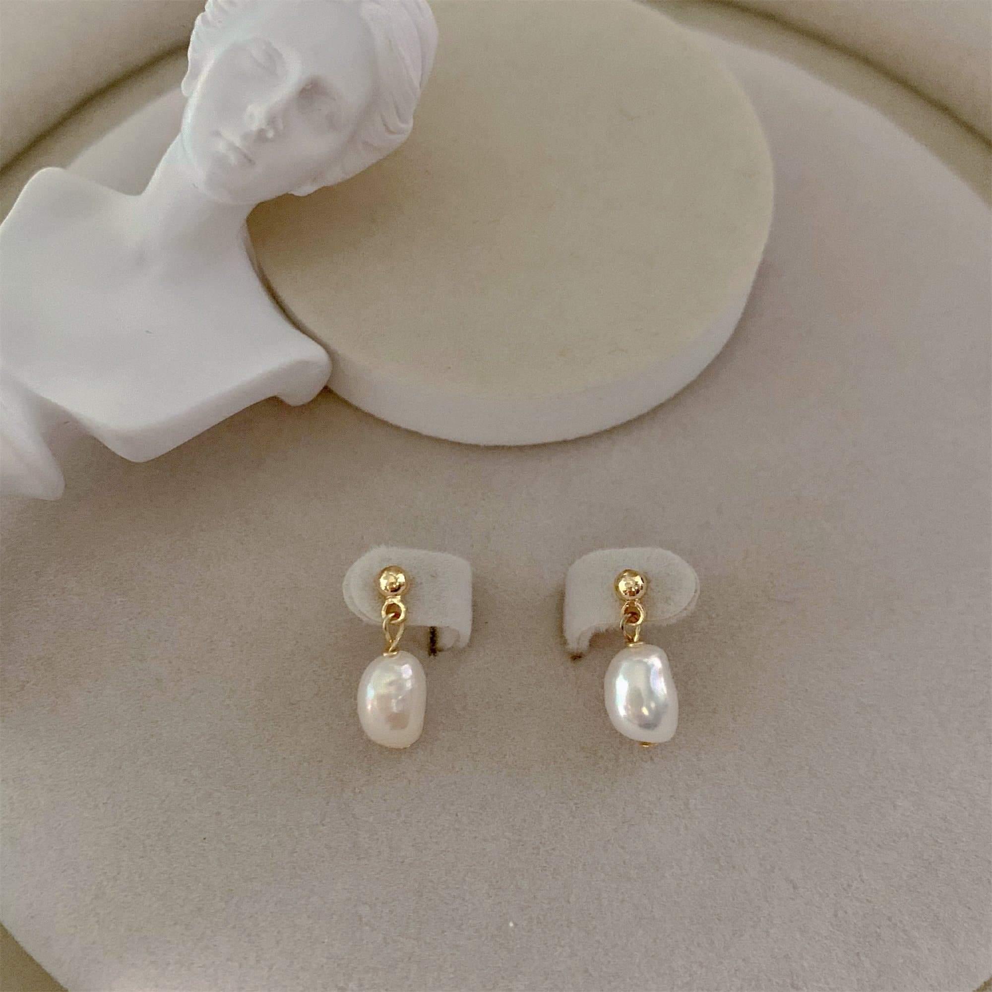 Baroque Pearl Stud Earrings - Liv - Akuna Pearls