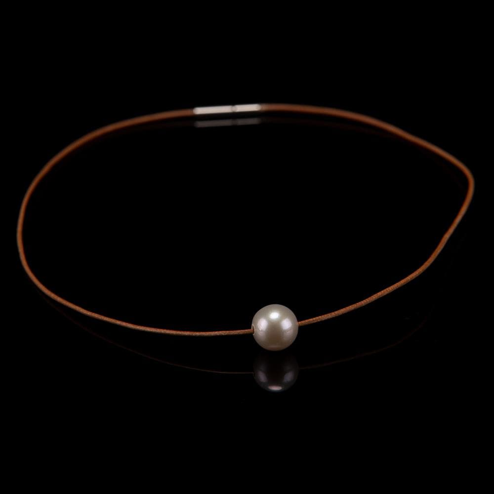 Kangaroo Leather Freshwater Pearl Necklace - White - Akuna Pearls