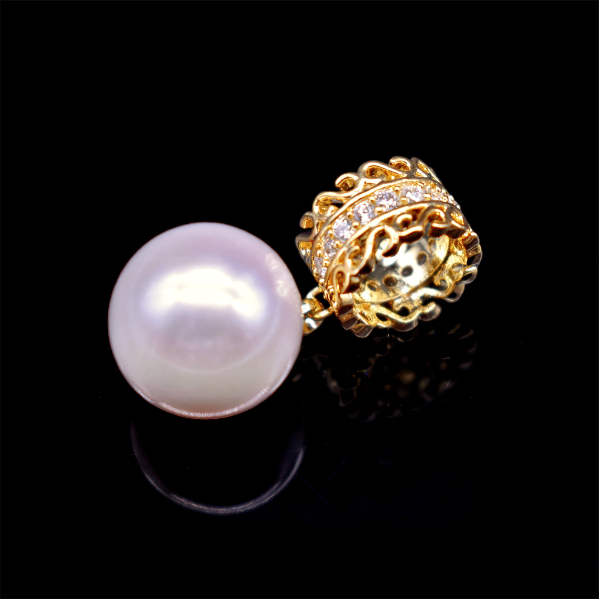 Freshwater Pearl Pendant Necklace - Lorelei - Akuna Pearls