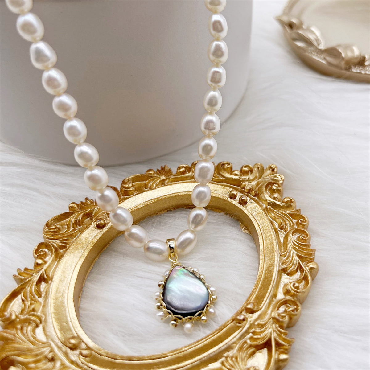 Freshwater Pearl Pendant Necklace - Marilla - Akuna Pearls