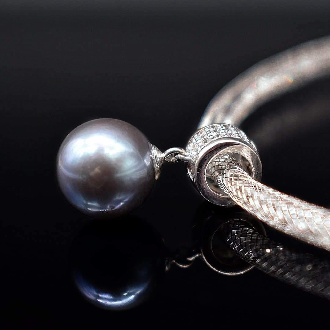 Freshwater Pearl Pendant Necklace - Minerva - Akuna Pearls