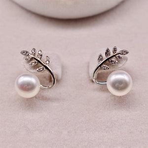 Freshwater Pearl Stud Earrings - Olive Leaf - Akuna Pearls