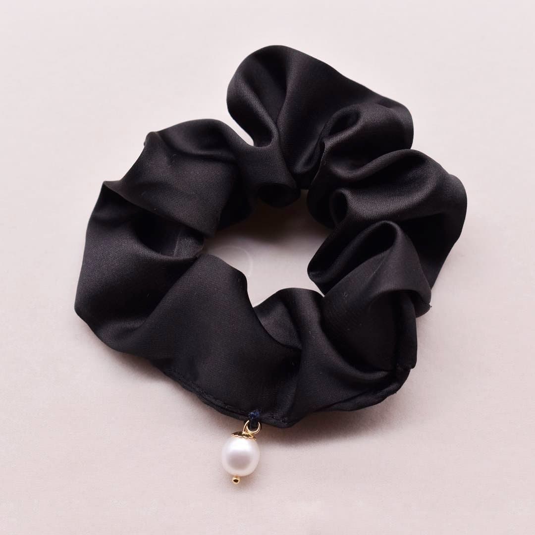 Freshwater Pearl Scrunchies - Akuna Pearls