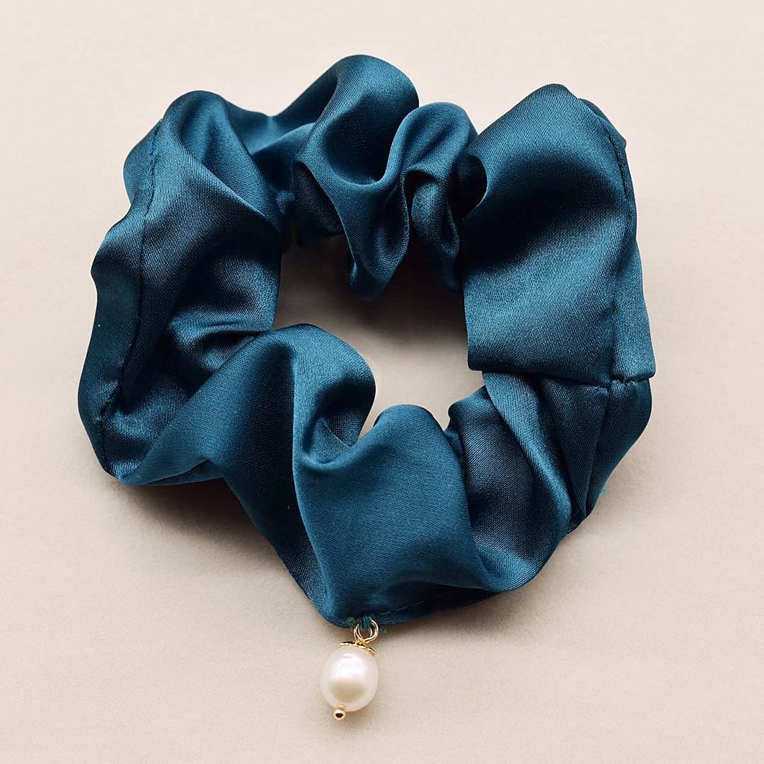 Freshwater Pearl Scrunchies - Akuna Pearls