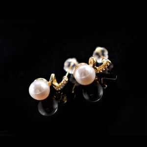 Freshwater Pearl Stud Earrings - Keelin - Akuna Pearls