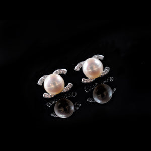 Freshwater Pearl Stud Earrings - Coco - Akuna Pearls