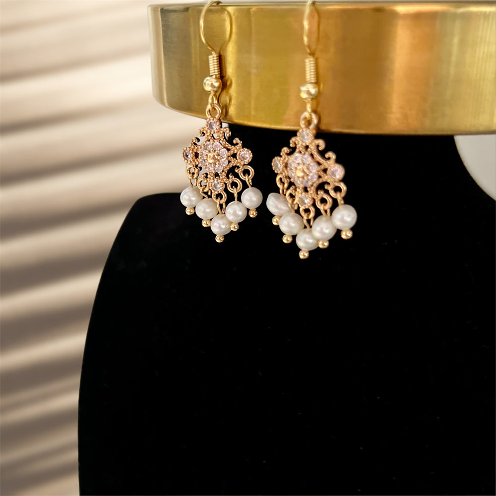 Freshwater Pearl Hook Earrings - Cachet - Akuna Pearls