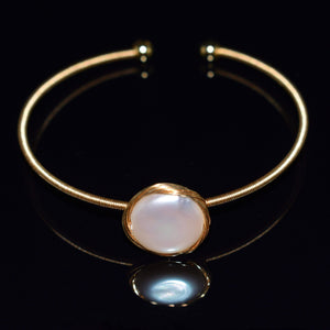 Baroque Pearl Bangle - Gold Edge - Akuna Pearls